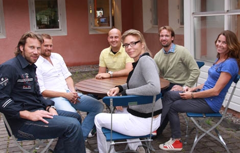 Peter Forsberg, tv, och Magdalena Forsberg, th, hör till den första kullen vid Management Diploma for Athletes på Cruyff Institute vid Handels i Stockholm.